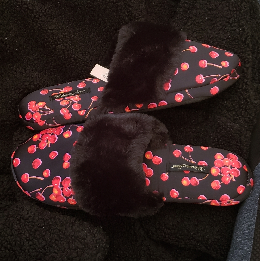 Cherry slippers